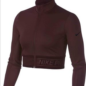 nike pro long-sleeve cropped zip-front top